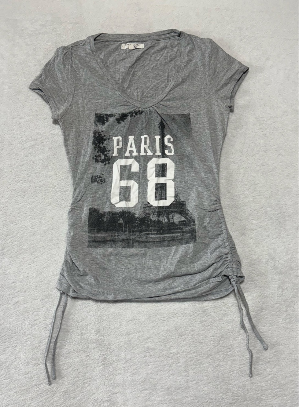 M&Co Shirt Womens Medium Gray Paris 68 Graphic V-Neck Short Sleeve Tunic Top